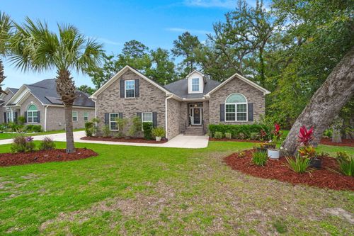 5528 Crescent View Dr, North Charleston, SC, 29420-7826 | Card Image