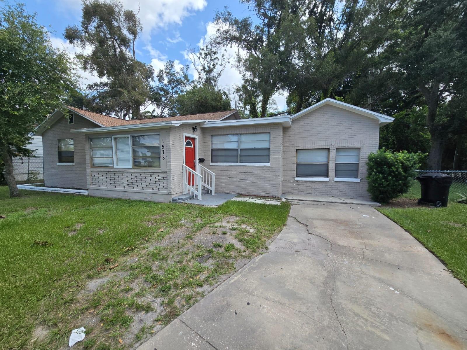 15th St, Saint Petersburg, FL 33705