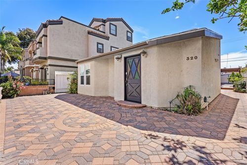 320 7th St, Huntington Beach, CA, 92648-4607 | Card Image