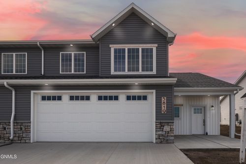 5819 Davies Ln, Bismarck, ND, 58503 | Card Image