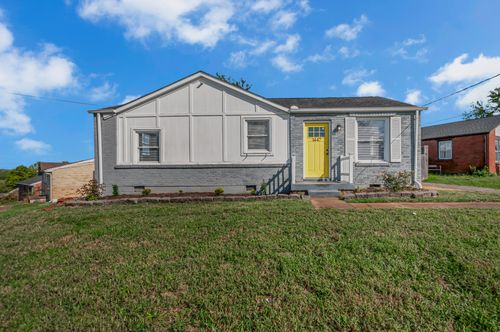 1447 Dolan Rd, Nashville, TN, 37218-3105 | Card Image