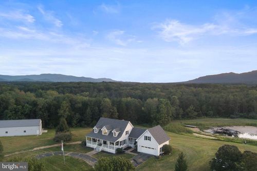 414 Simons Way, FRONT ROYAL, VA, 22630-8516 | Card Image
