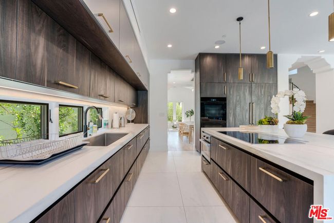 6721 Drexel Ave, House other with 4 bedrooms, 6 bathrooms and 2 parking in LOS ANGELES CA | Image 15