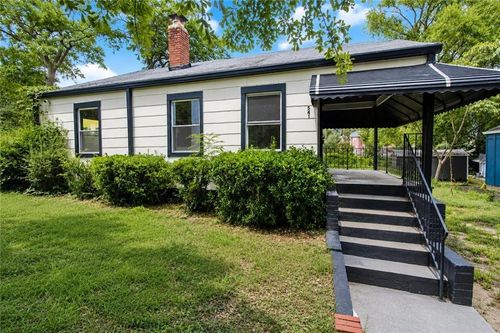 541 W Lake Ave Nw, Atlanta, GA, 30318-6461 | Card Image