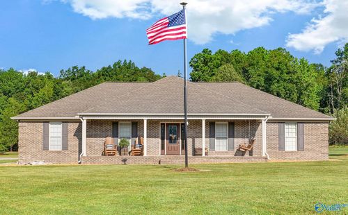 90 Cedar Trace Dr, Hartselle, AL, 35640-4971 | Card Image