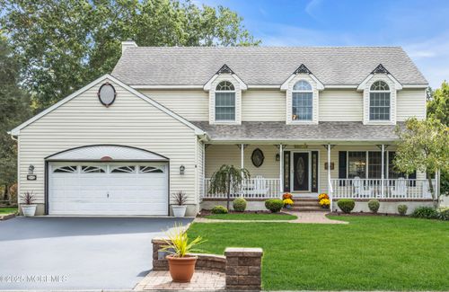 687 Colgate Ave, Lanoka Harbor, NJ, 08734-1632 | Card Image