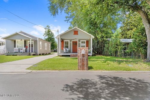 1309 Bowen Ave, Ocean Springs, MS, 39564-4709 | Card Image