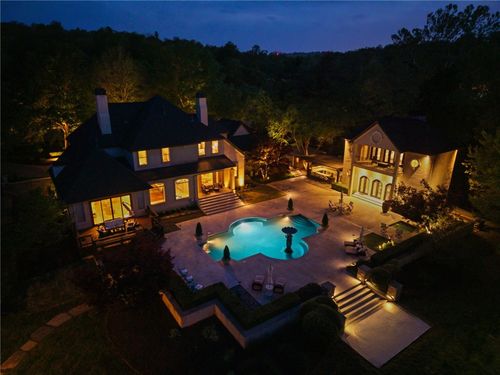 3122 E Township St, Fayetteville, AR, 72703-4438 | Card Image