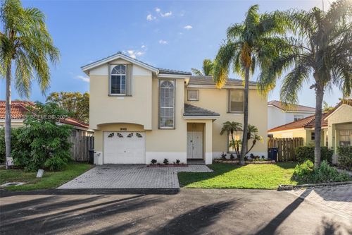 9162 Sw 213th Ln, Cutler Bay, FL, 33189-7305 | Card Image