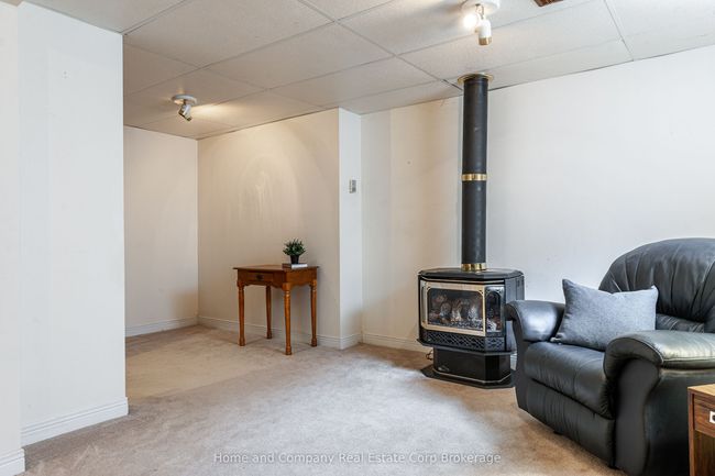 114 Killoran Cres, House other with 3 bedrooms, 2 bathrooms and 4 parking in Stratford ON | Image 21
