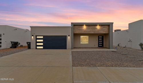 14704 Mountain Breeze Ave, Horizon City, TX, 79928-8603 | Card Image