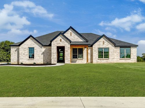 220 Basalt Ln, Azle, TX, 76020-5170 | Card Image