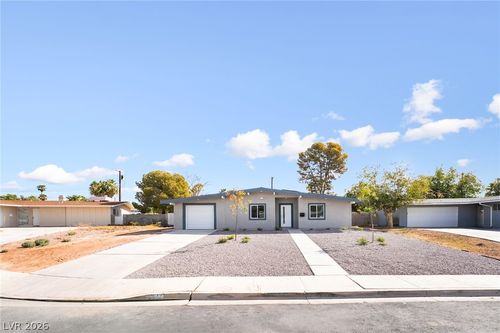 2542 Masters Circle, Las Vegas, NV, 89142 | Card Image