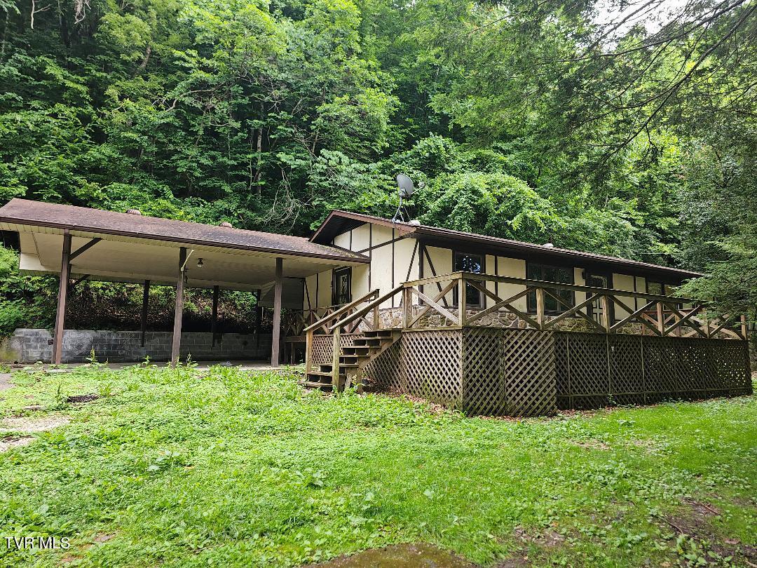 187 Falcon Dr, For Sale in Saint Charles - eXp Realty