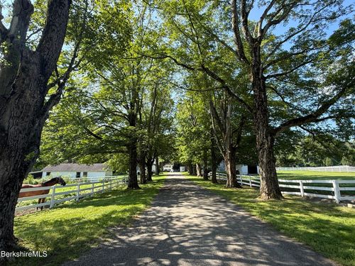 802 State Rd, Richmond, MA, 01254-5244 | Card Image