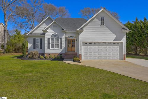 603 Pineland Meadows Rd, Belton, SC, 29627-8206 | Card Image