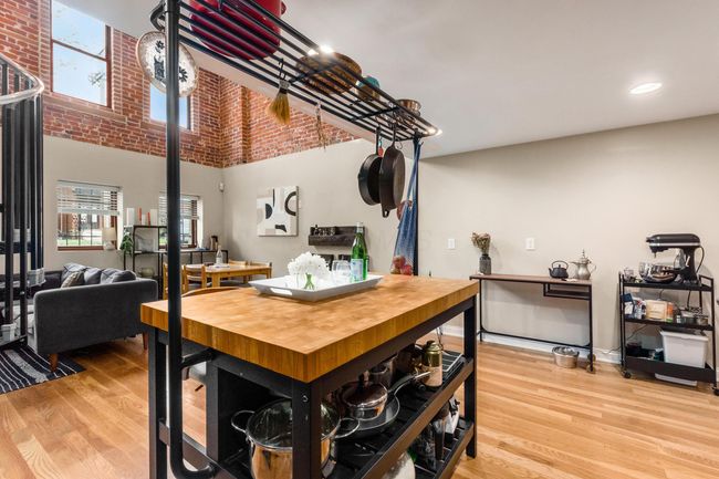 108 Hamilton Ave, Condo with 2 bedrooms, 2 bathrooms and null parking in Columbus OH | Image 15