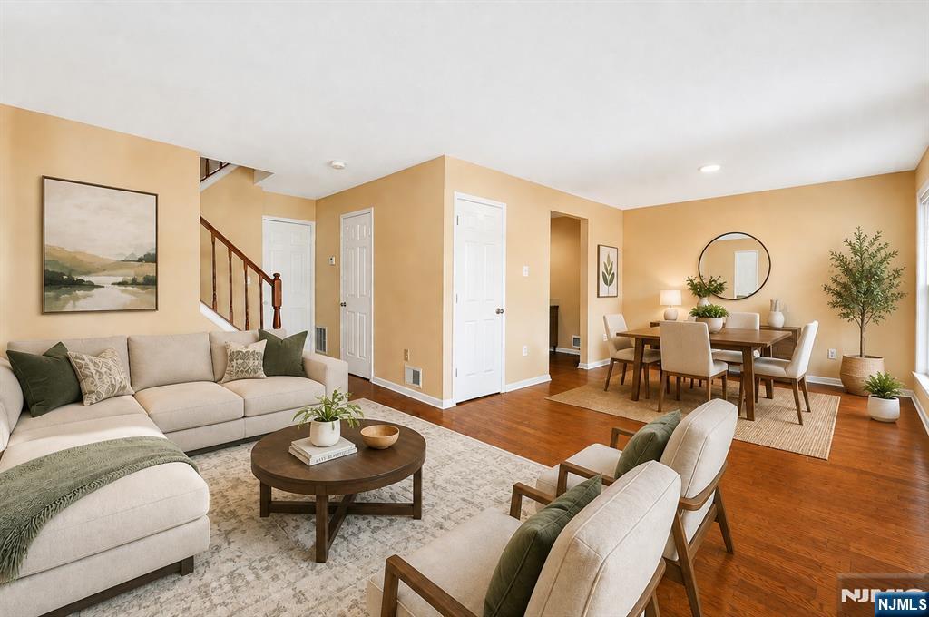 Residential Lease in Newark 3