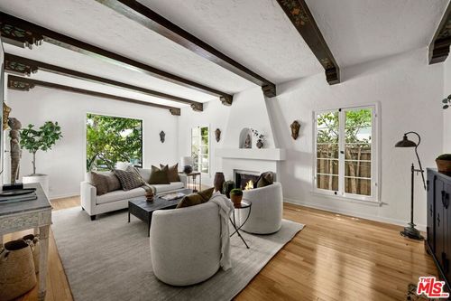 6410 Drexel Ave, Los Angeles, CA, 90048-4208 | Card Image