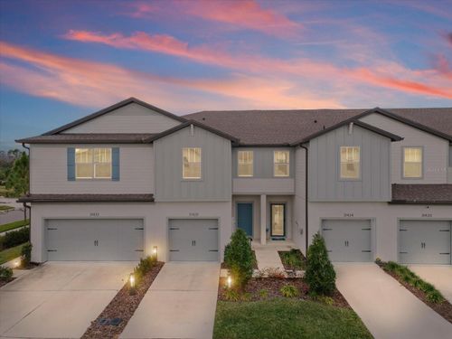 31428 Amberview Bnd, WESLEY CHAPEL, FL, 33545-4521 | Card Image