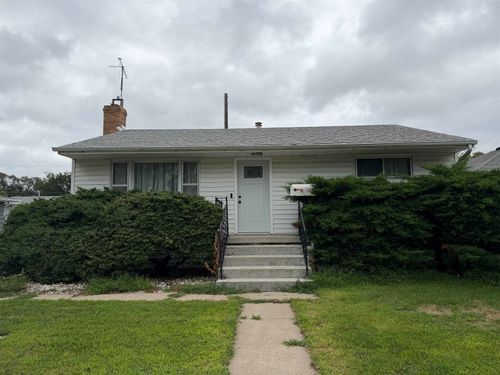 205 S 15th St, Norfolk, NE, 68701-4803 | Card Image