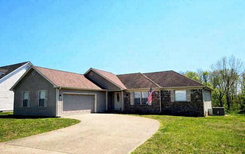 786 Claw Ct, Hopkinsville, KY, 42240-8737 | Card Image