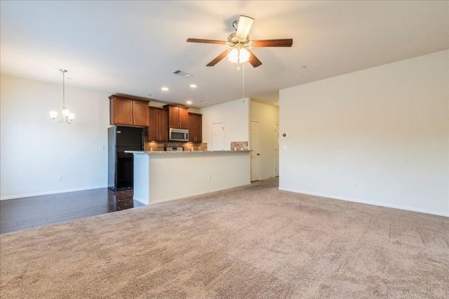APT-402 - 1701 S Bell Blvd, Condo with 3 bedrooms, 3 bathrooms and 2 parking in Cedar Park TX | Image 6