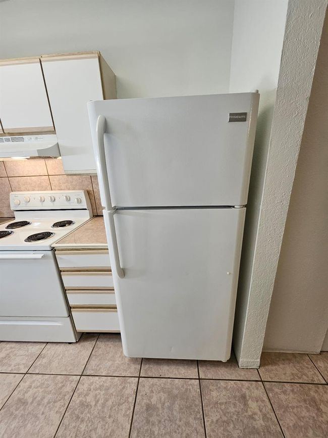 APT-4 - 1100 Ne 12 Th Ave, Condo with 1 bedrooms, 1 bathrooms and null parking in Fort Lauderdale FL | Image 8