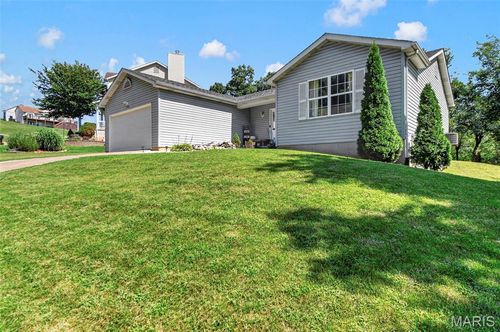 6138 Timber Hollow Ln, High Ridge, MO, 63049-3903 | Card Image