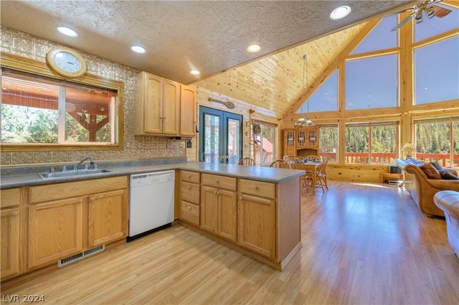 85 - 840 E Cedar Dr, House other with 2 bedrooms, 2 bathrooms and null parking in Mammoth Creek UT | Image 19