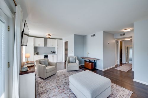 404 Summit Ridge Pl, Nashville, TN, 37215-3804 | Card Image