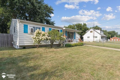 3153 Thom St, Flint, MI, 48506-2549 | Card Image