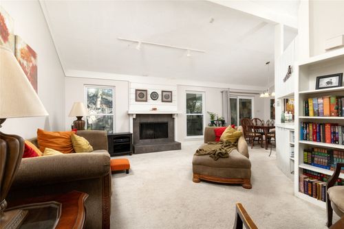 4909 Queen Ct, Fort Worth, TX, 76103-2059 | Card Image