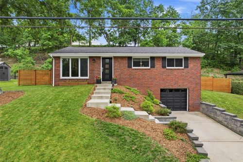 95 Fenway Rd, Pittsburgh, PA, 15209-1814 | Card Image