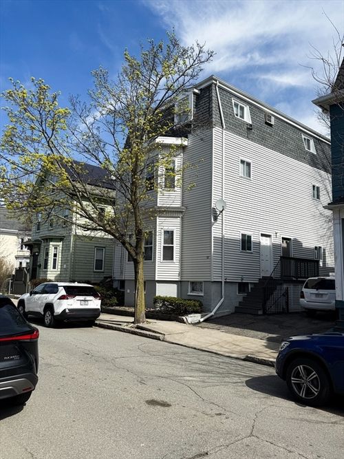 1a-52 Sargent Ave, Somerville, MA, 02145-2964 | Card Image