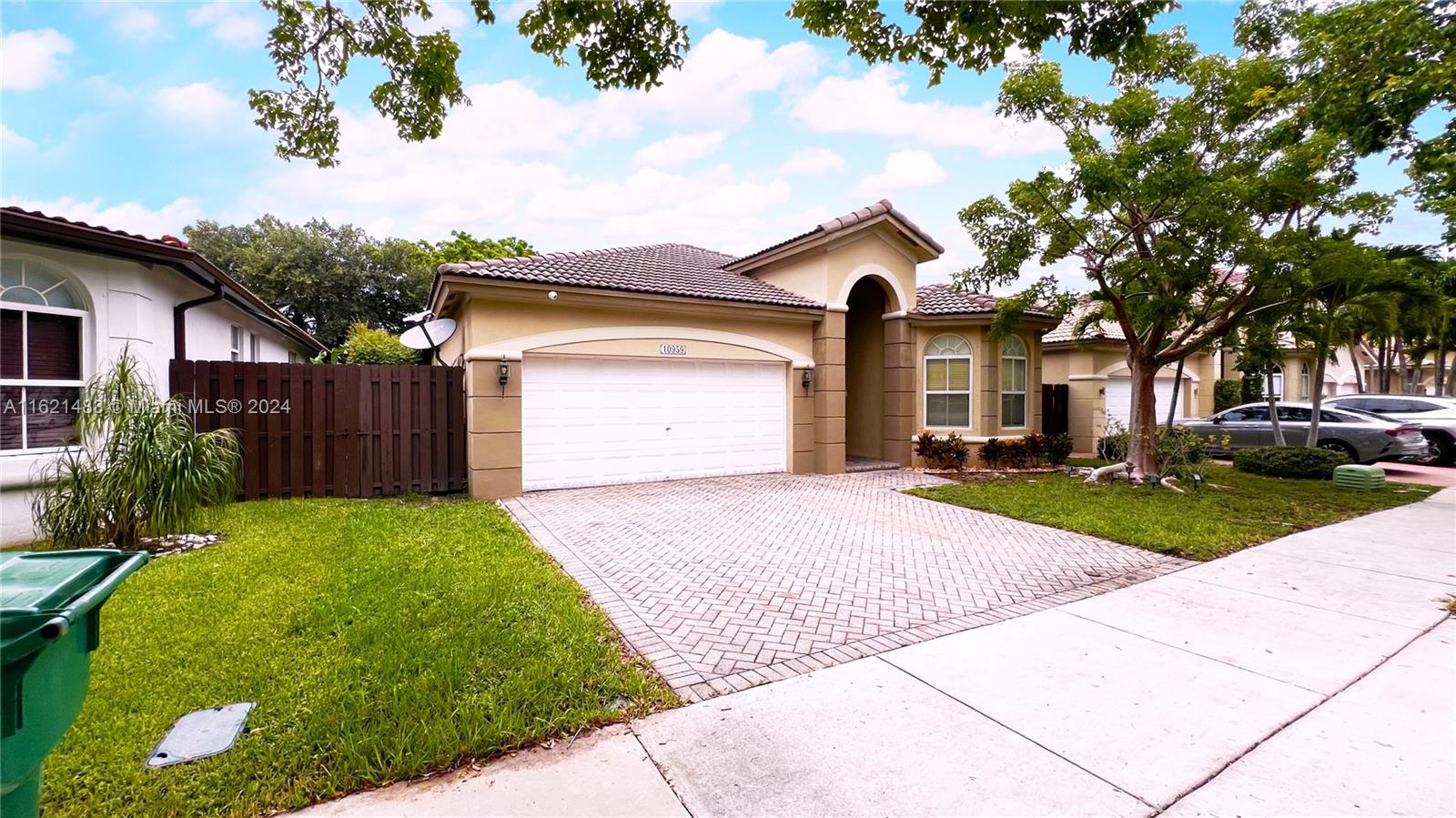 80th Ln, Miami, FL 33178