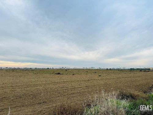 1777 S Comanche Dr, Arvin, CA, 93203 | Card Image