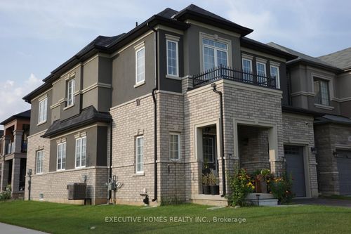 76 Stauffer Rd, Brantford, ON, N3V0B4 | Card Image