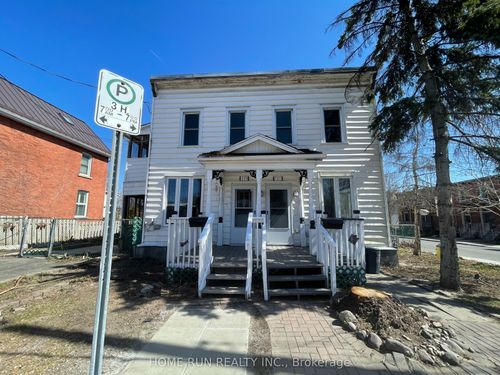 121 Concord St S, Ottawa, ON, K1S0Y9 | Card Image