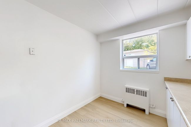 2 - 2424 New St, Condo with 2 bedrooms, 1 bathrooms and 1 parking in Burlington ON | Image 10