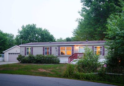 2 Twins Road, House other with 3 bedrooms, 2 bathrooms and null parking in Raymond NH | Image 1