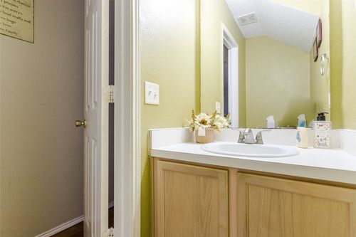 1308 Dundee Dr, Arlington, TX, 76002-3746 | Card Image