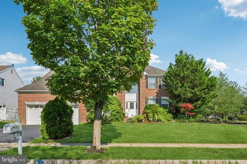 2 Carriage Ct, EAST WINDSOR, NJ, 08520-2841 | Card Image