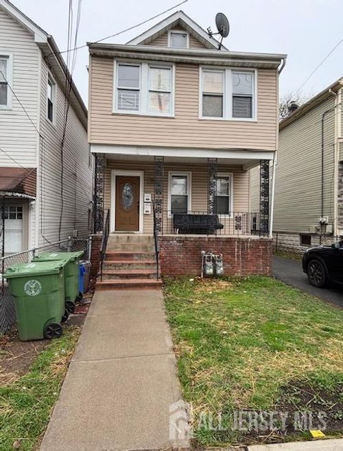 910 Chandler Ave, Roselle, NJ, 07203-2106 | Card Image
