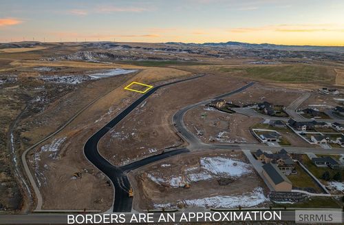 3337 Lancer Ave, Ammon, ID, 83406-1327 | Card Image