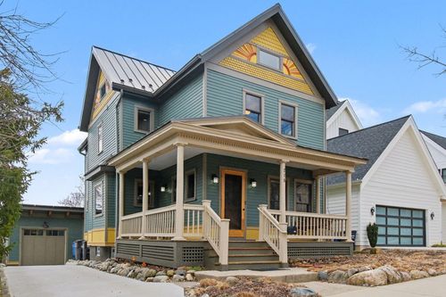 215 W Summit St, Ann Arbor, MI, 48103-3249 | Card Image