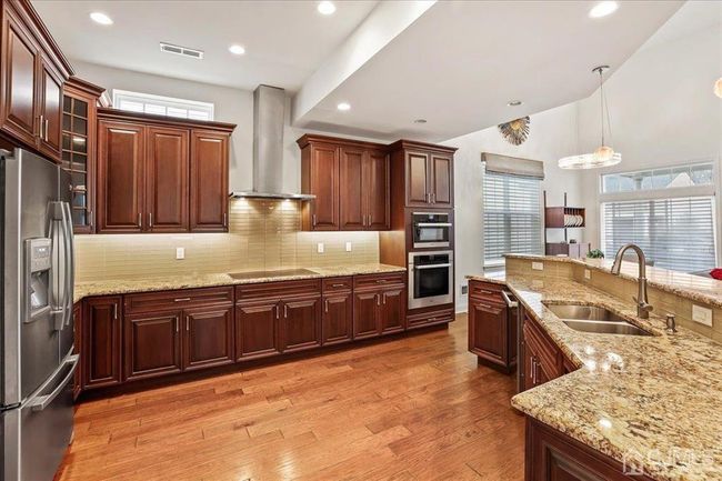 11 Dunwell Dr, House other with 4 bedrooms, 4 bathrooms and 2 parking in KENDALL PARK NJ | Image 8