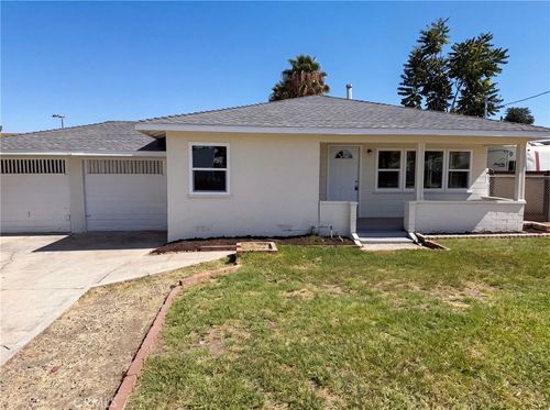 1374 El Nita, Hemet, CA, 92544 | Card Image