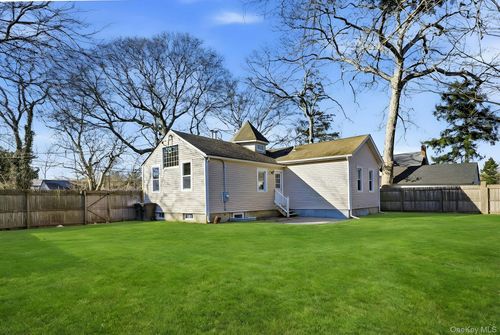 129 Lakeview Dr, Mastic Beach, NY, 11951-3121 | Card Image