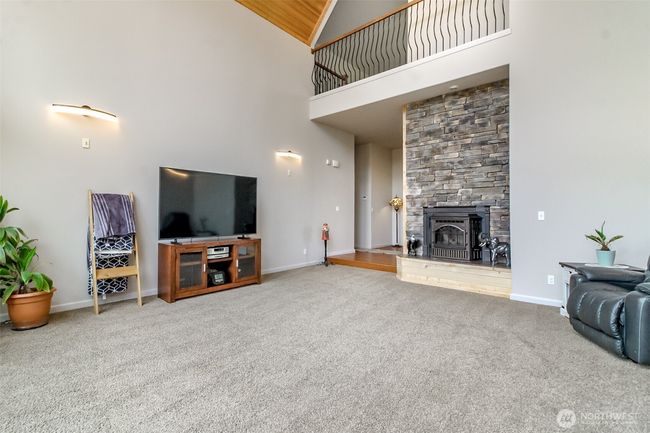 Huge great room | Image 10